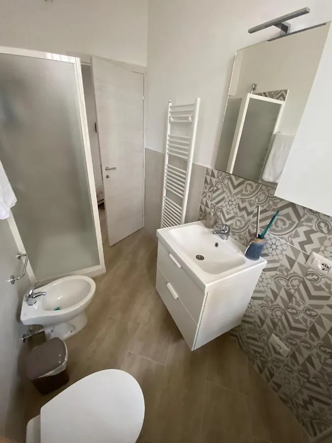 Casa Gialla 89 Garbagnate Milanese İtalya
