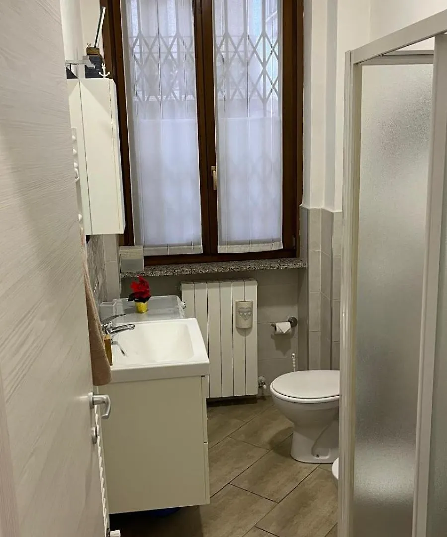 Casa Gialla 89 Garbagnate Milanese